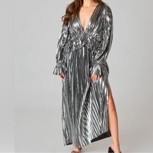 Buddy Love 🤍🤍🤍 Metallic dress!!